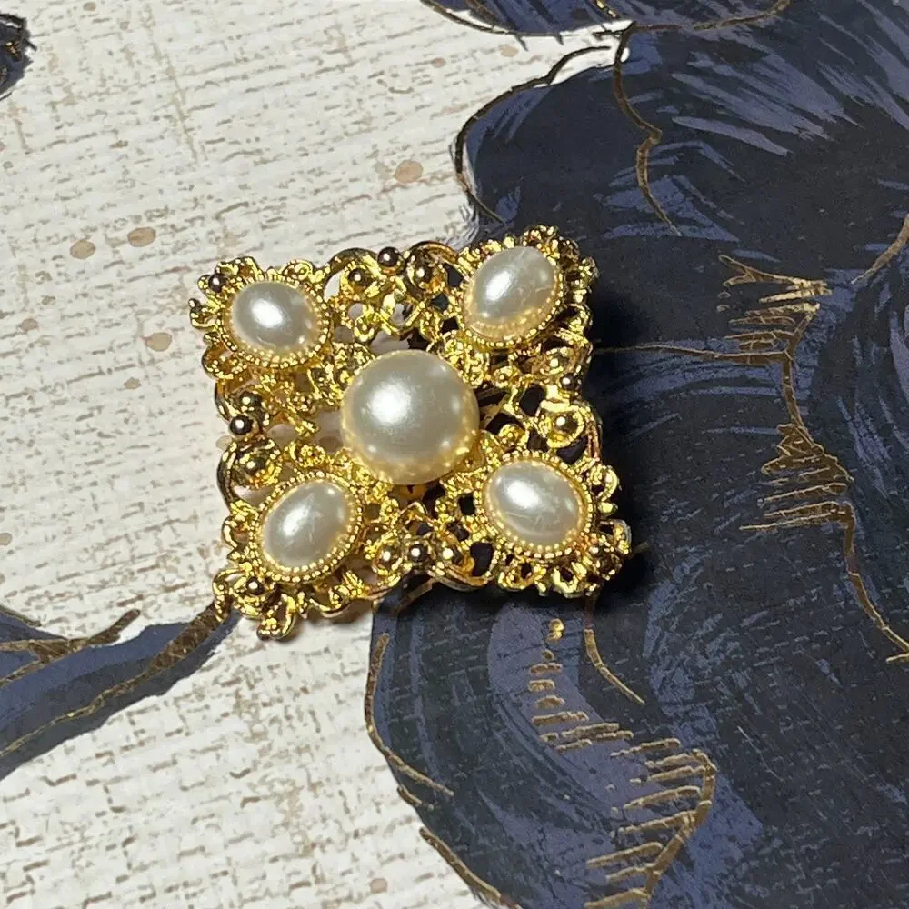 Vintage Regal Gold Tone Brooch with Faux Pearls